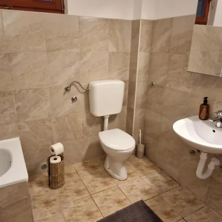 Apartamento Omerbeg's