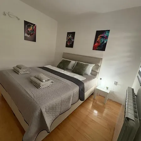 Апартаменты Omerbeg's